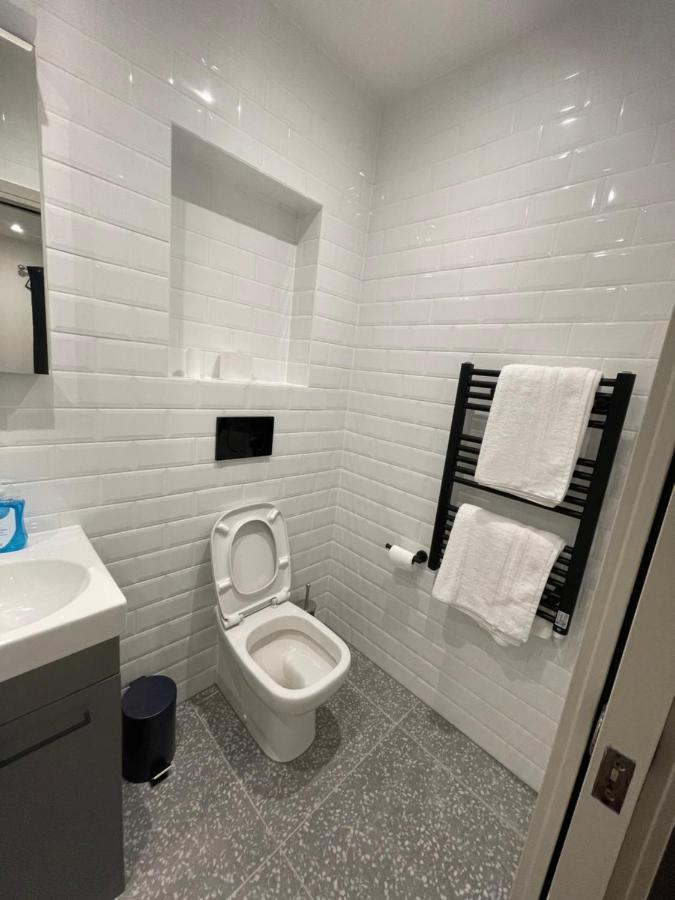 Ferienwohnung Blue Lagoon London Exterior foto